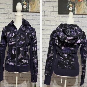 Lululemon Scuba Hoodie Print Black Swan Creekside sweater fleece size 10